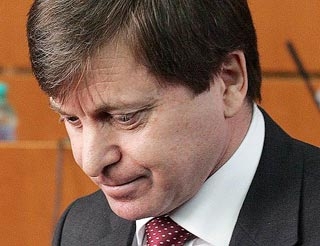 Однокурсник Медведева обобрал дагестанских студентов