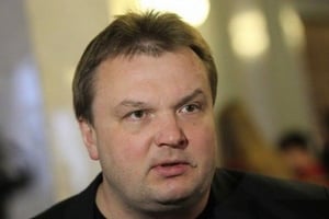 Режим без визы: украинские журналисты призвали к бойкоту автора "отмены деклараций"