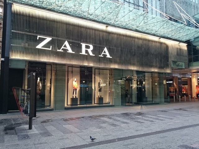 Опасное для здоровья украшение обнаружено в магазинах Zara