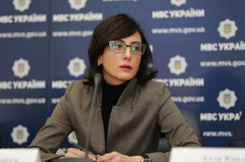 Нацполиция Украины присвоила профсоюзные деньги и рассылает «темники»