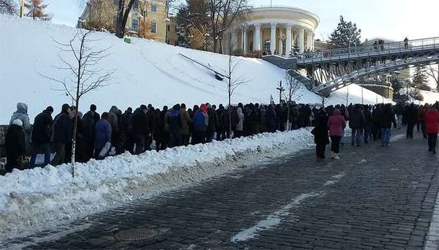 Киевские митингующие будут протестовать против подорожания хлеба и тарифов