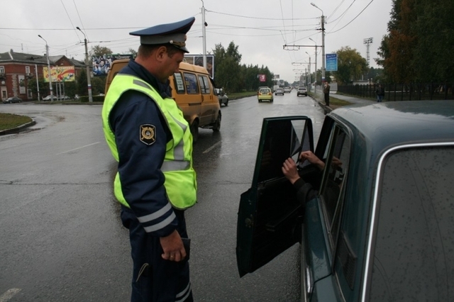 Командир полка ГИБДД Сочи уволен после скандала со взятками