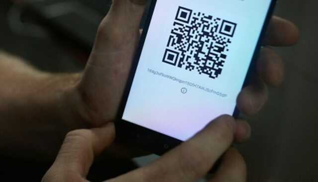 В Кремле назвали QR-коды на транспорте мировой практикой