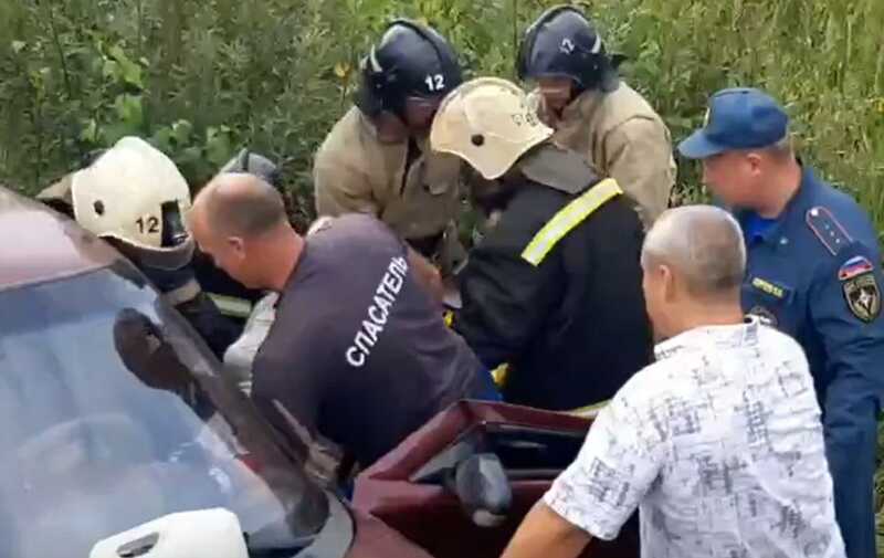 В Тверской области недалеко от мемориала произошла авария