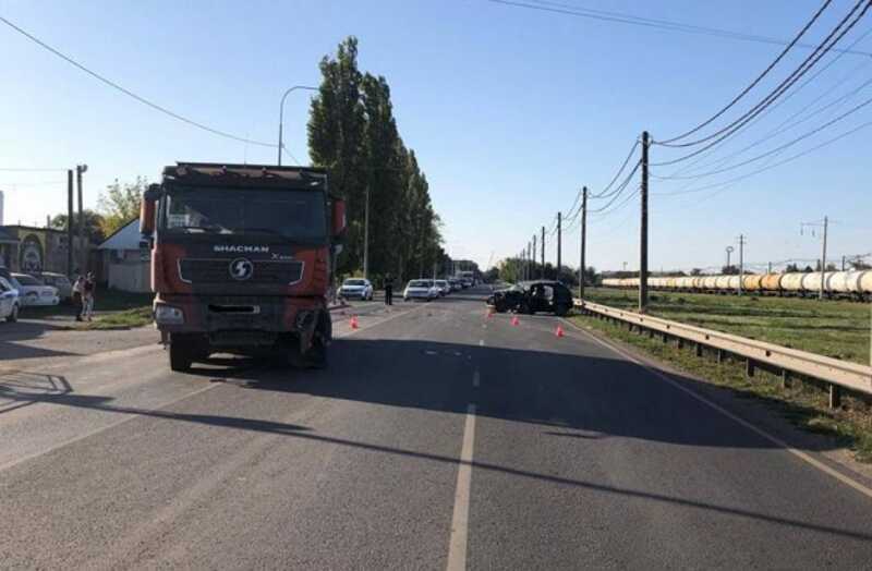 На Дону в ДТП пострадали два человека