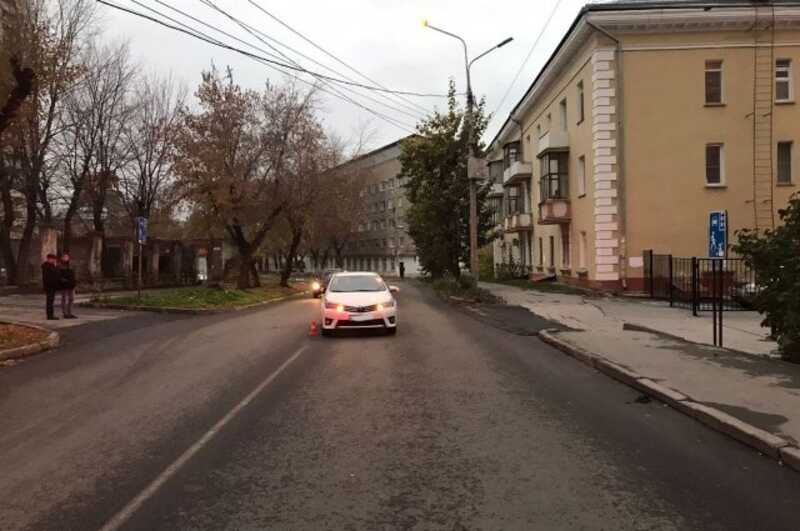 В Новосибирске водитель сбил 11-летнего мальчика на велосипеде