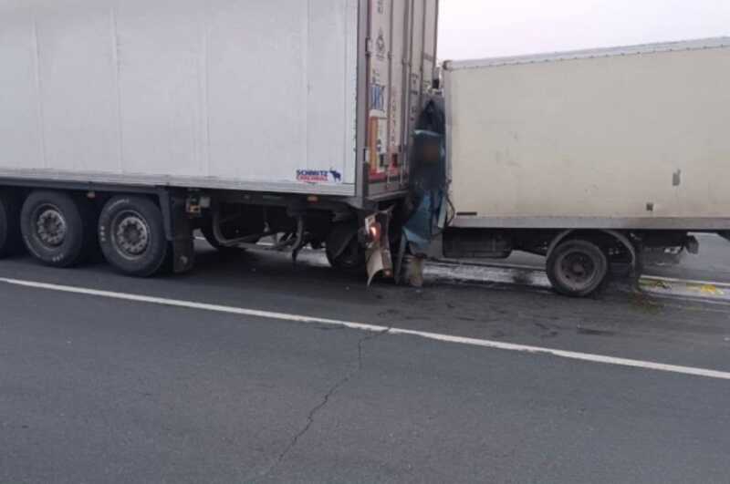 Под Самарой в ДТП между грузовиками погиб водитель «ГАЗели»