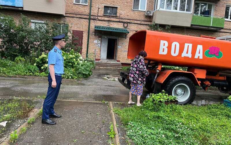 Бастрыкин требует расследовать массовое отравление водой в Приморье