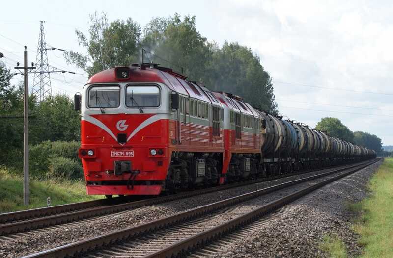 Локомотив товарного поезда в Белгородской области был разрушен взрывом