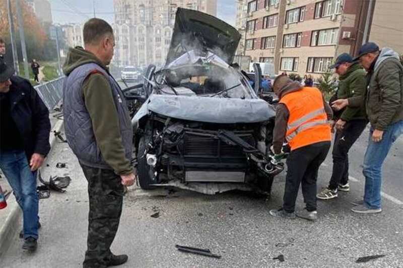 В сети появилась запись момента подрыва автомобиля капитана I ранга Черноморского флота в Севастополе