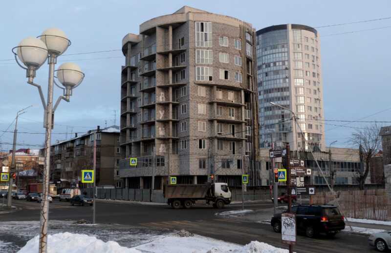 Арбитражный суд подтвердил отказ застройщика закрыть спор по недострою в центре Кургана