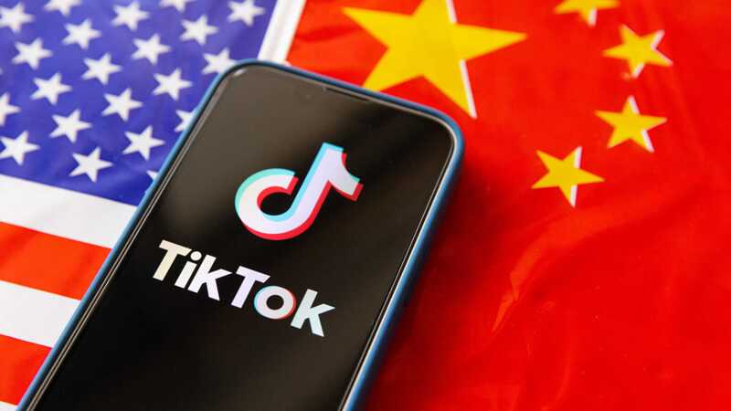 Китай рассматривает возможность продажи TikTok Илону Маску на фоне угрозы его запрета в США