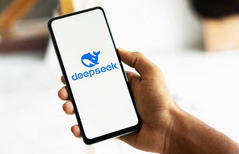 Китайский искусственный интеллект DeepSeek бросает вызов американским конкурентам