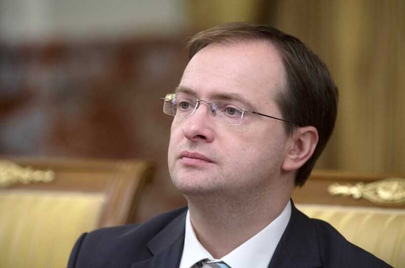 В Стамбуле Владимир Мединский проигнорировал неудобный вопрос о Путине