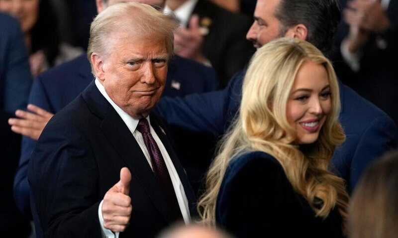 Дональд Трамп стал дедушкой в одиннадцатый раз: у Тиффани появился первенец