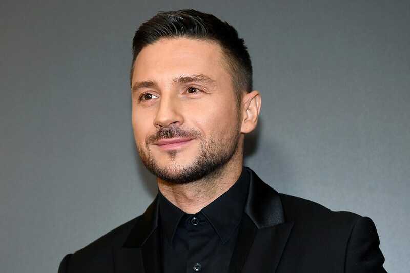 Сергей Лазарев впервые вывел младшую дочь в свет