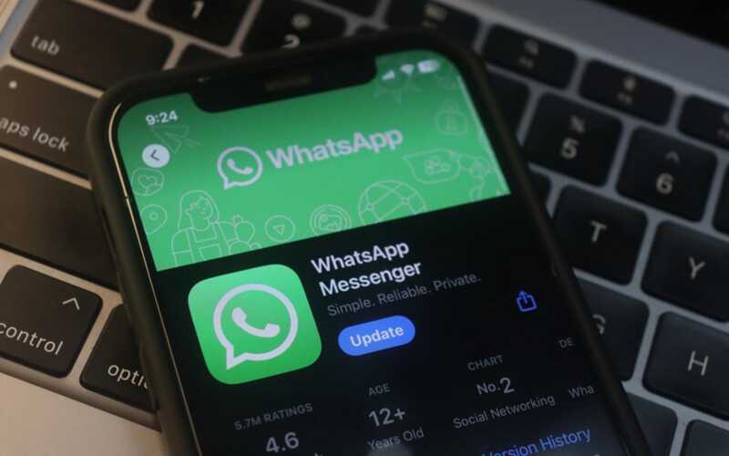 Впервые в WhatsApp будет демонстрироваться реклама