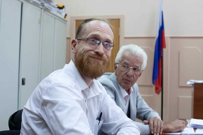 Следователя Заяткина осудили на 5 лет за отправку денег в ФБК