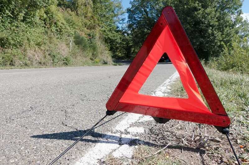 «Мерседес» совладелицы S7 перевернулся в ДТП на востоке Москвы