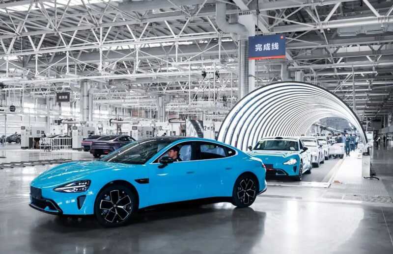 Электромобиль Xiaomi установил новый рекорд по предзаказам, превосходя Tesla