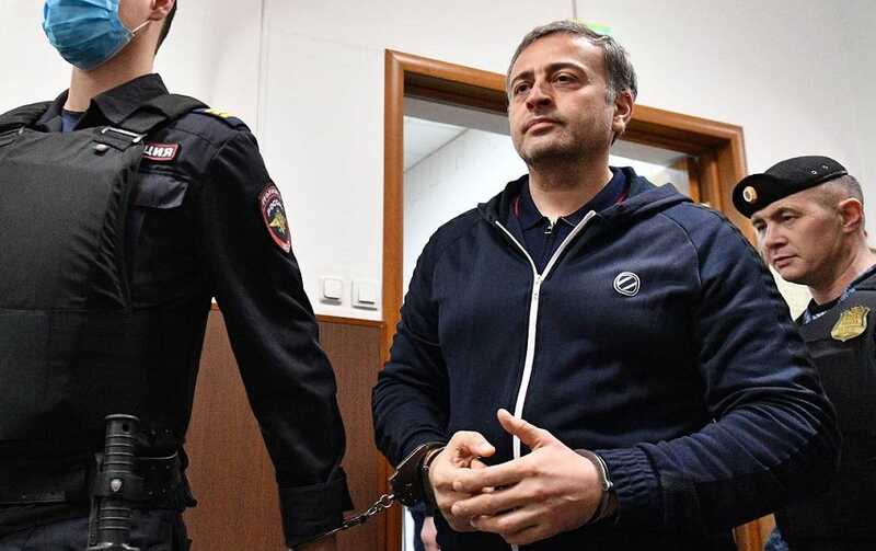 В Омске начальника МВД по борьбе с коррупцией обвинили во взяточничестве
