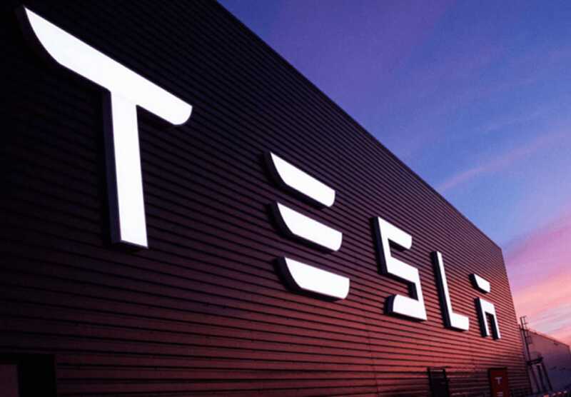 Tesla опровергла слухи о поиске нового генерального директора